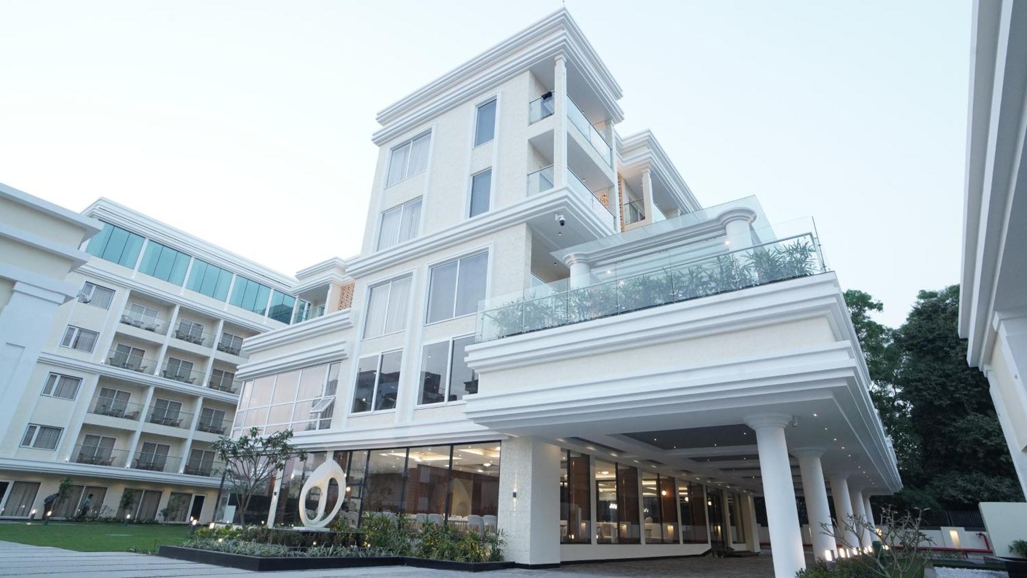 Antique Regency !! Luxurious Hotel In Digha !! Εξωτερικό φωτογραφία
