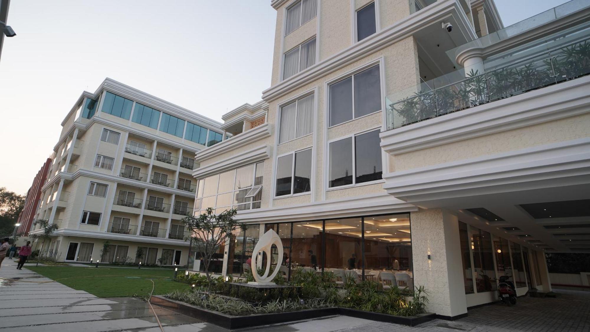Antique Regency !! Luxurious Hotel In Digha !! Εξωτερικό φωτογραφία