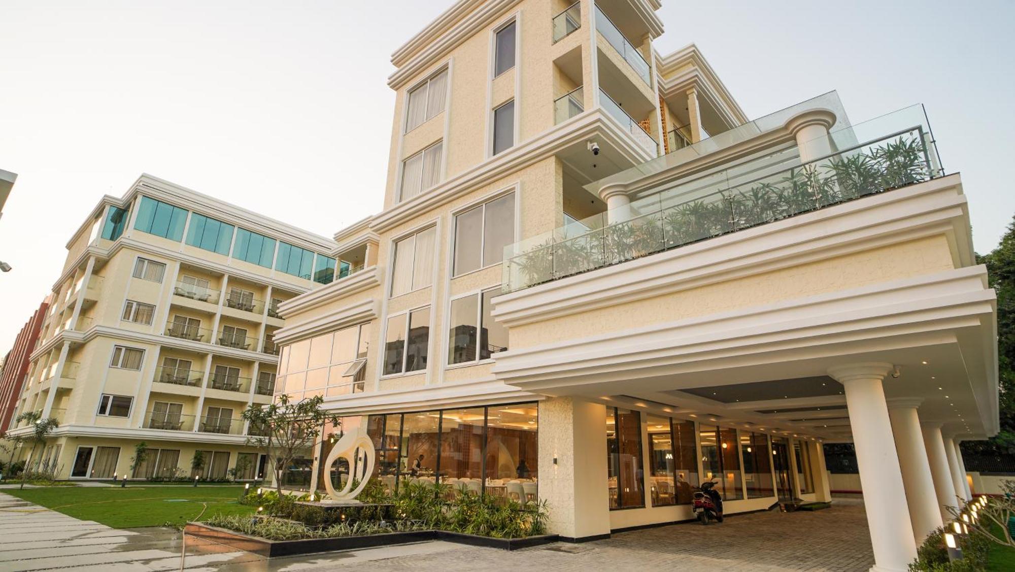 Antique Regency !! Luxurious Hotel In Digha !! Εξωτερικό φωτογραφία