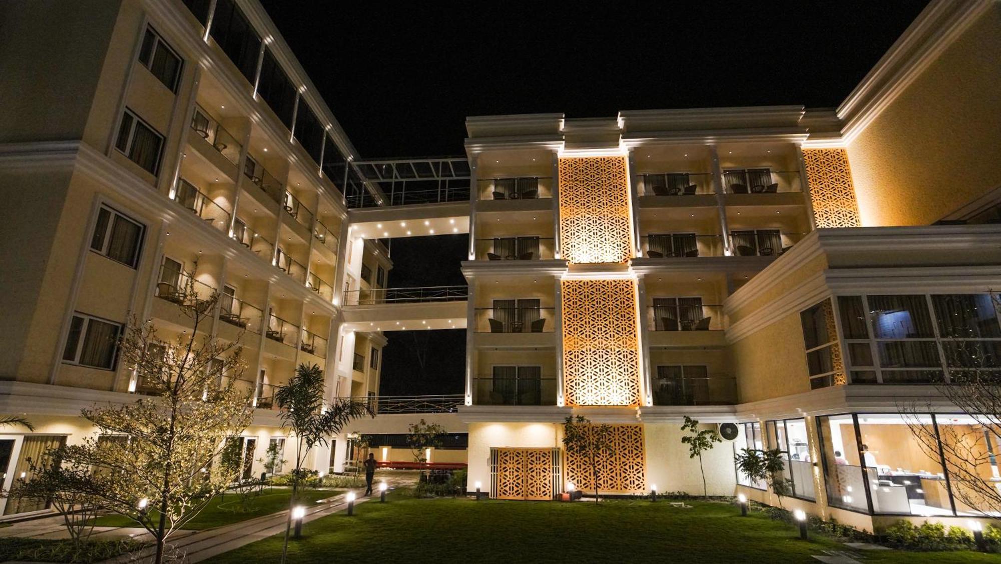 Antique Regency !! Luxurious Hotel In Digha !! Εξωτερικό φωτογραφία