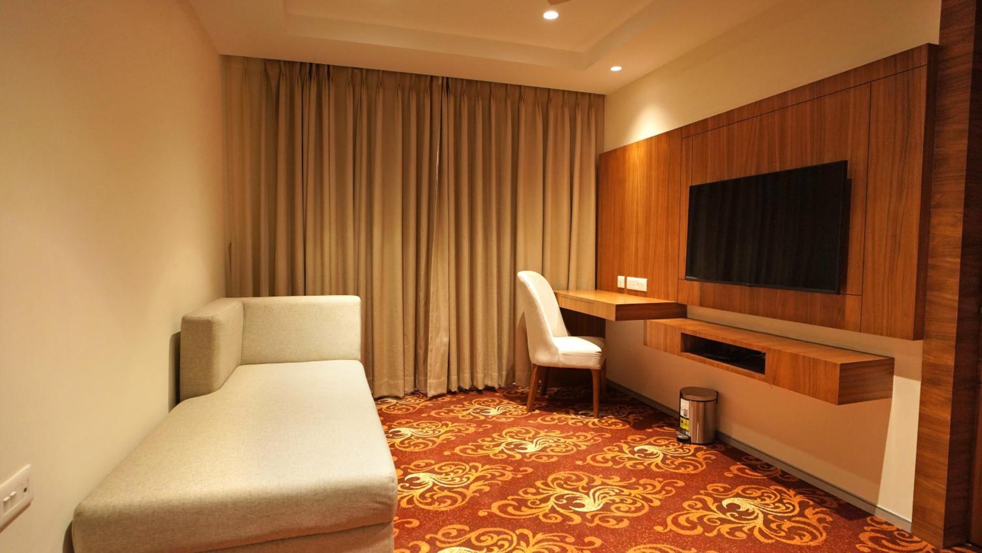 Antique Regency !! Luxurious Hotel In Digha !! Εξωτερικό φωτογραφία