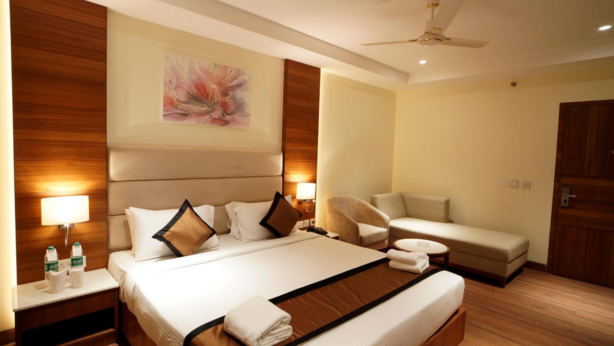 Antique Regency !! Luxurious Hotel In Digha !! Εξωτερικό φωτογραφία